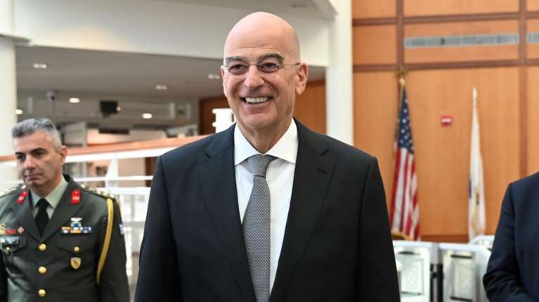 Στις ΗΠΑ ο Δένδιας: Σημαντικές επαφές με ερευνητικά κέντρα για drones, κυβερνοπόλεμο, πληροφοριακά συστήματα