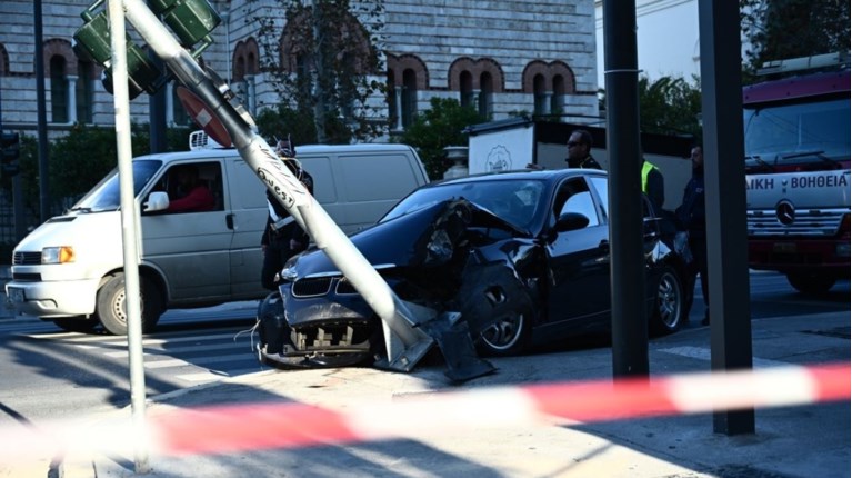 ΤΡΟΧΑΙΟ ΦΑΝΑΡΙ