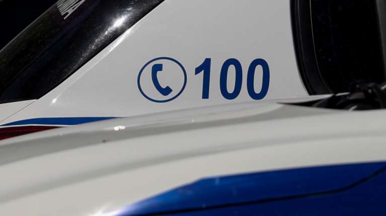 Καλλιθέα: Δίχρονο κοριτσάκι εντοπίστηκε χωρίς αισθήσεις του σε σιντριβάνι