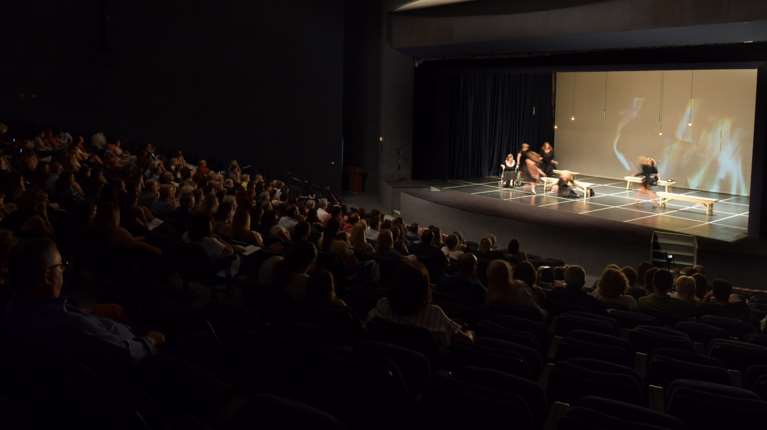 Tο Όνειρο Καλοκαιρινής Νύχτας ζωντανεύει στο Θέατρο του Κολλεγίου Αθηνών – Πέντε ξεχωριστές θεατρικές βραδιές από τις 7 έως και τις 11 Μαρτίου