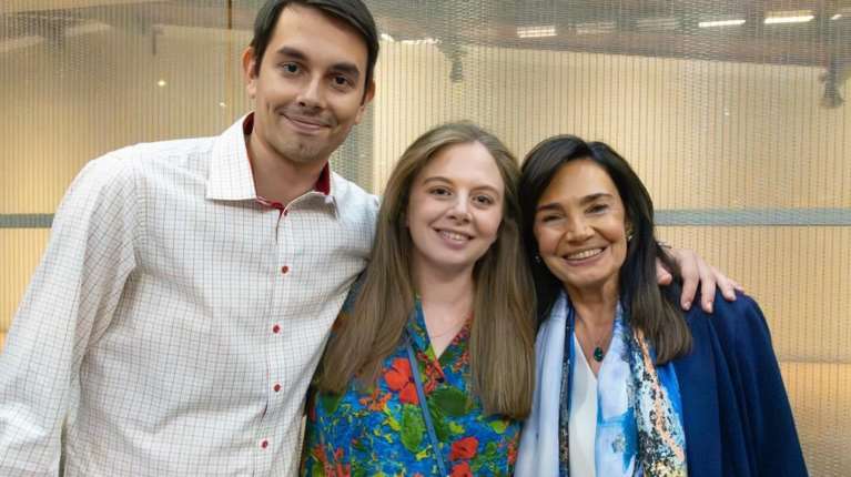 Το δράμα του Αντώνη και της Γεωργίας Σαμαρά: Πώς έφυγε ξαφνικά η κόρη τους, Λένα - Οι δύσκολες ώρες σε Σισμανόγλειο και Ευαγγελισμό