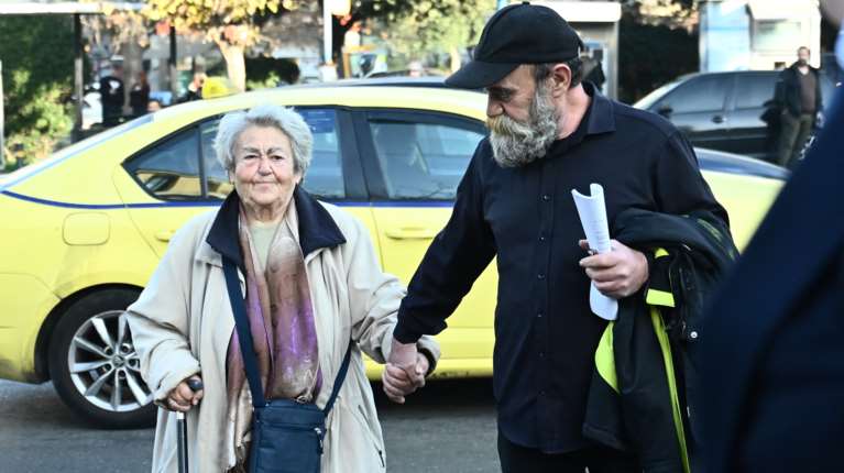 Πένθος για τον Κωνσταντίνο Πολυχρονόπουλο: Έφυγε από τη ζωή η μητέρα του, Παναγούλα