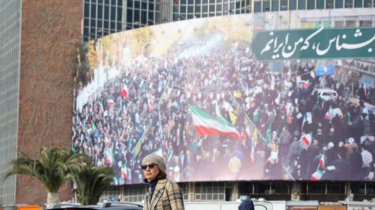 FT για την ιρανική "Τιενανμέν": Πώς το ισλαμιστικό καθεστώς της Τεχεράνης ανακατέλαβε τους δρόμους