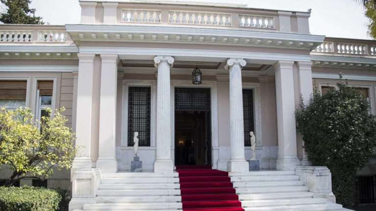 Κυβερνητικές πηγές για ΟΠΕΚΕΠΕ: Ουρά της Κωνσταντοπούλου και του Βαξεβάνη η ηγεσία του ΠΑΣΟΚ - Το ένα λάθος μετά το άλλο