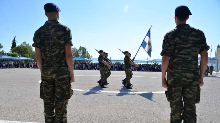 Ενοπλες Δυνάμεις: Αυξήσεις μισθών για τους υπαξιωματικούς - Οι ταγματάρχες είναι... πενταπλάσιοι από τους λοχίες
