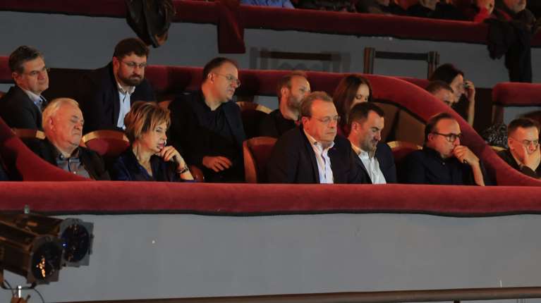 Νέος εμφύλιος στον ΣΥΡΙΖΑ λόγω Τσίπρα: Το παρασκήνιο της παραίτησης του διευθυντή της &quot;Αυγής&quot;