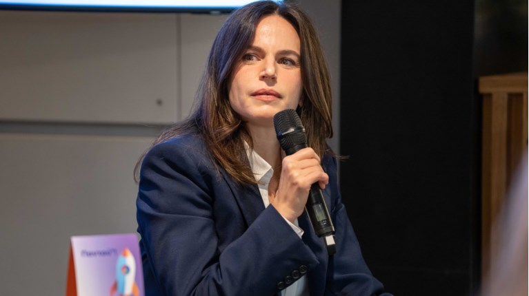 ΣΤΑΥΡΟΥΛΑ ΚΑΜΠΟΥΡΙΔΟΥ