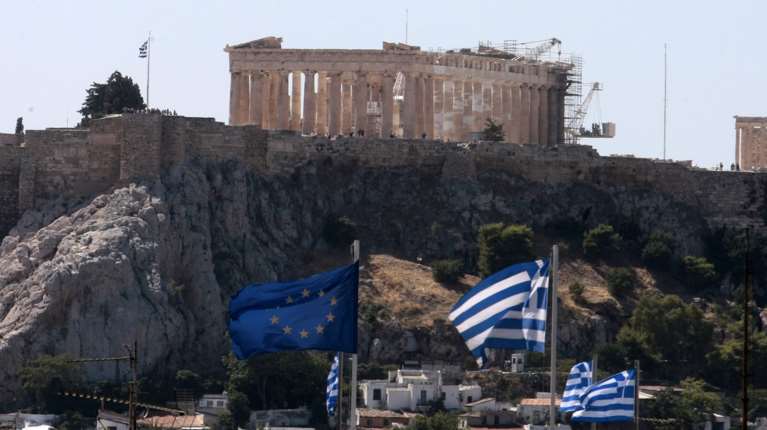 Fitch Ratings: Αναβάθμισε σε &quot;ΒΒΒ&quot; την πιστοληπτική ικανότητα της Ελλάδας - Με σταθερές προοπτικές