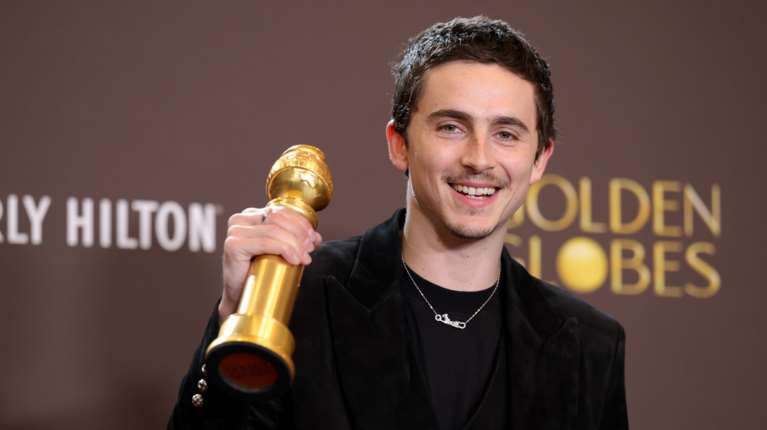 Πάμε σινεμά: Ο Τιμοτέ Σαλαμέ φαβορί για Οσκαρ με το "Marty Supreme" και 5 ακόμα πρεμιέρες