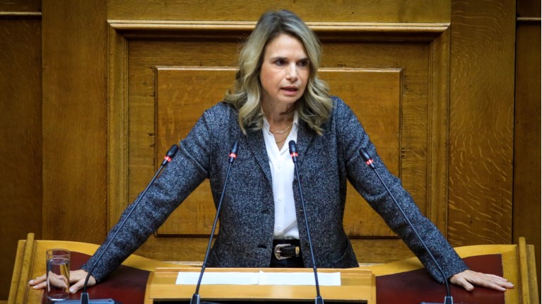 ΜΙΛΕΝΑ ΑΠΟΣΤΟΛΑΚΗ