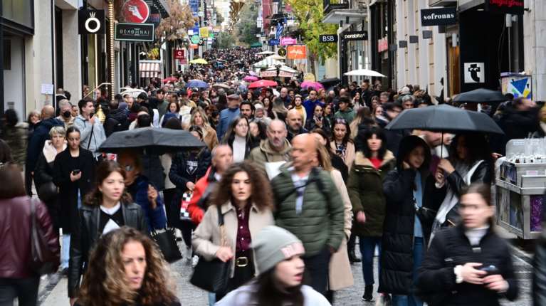 Μειώσεις φόρων 1,5 δισ. ευρώ για 4 εκατομμύρια πολίτες το 2026 - Τι αλλάζει άμεσα και για ποιους