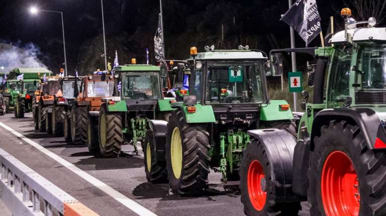 Αγρότες: "Οχι" στη συνάντηση με Μητσοτάκη από τα μπλόκα - Καταγγέλλουν "εμπαιγμό" από την κυβέρνηση