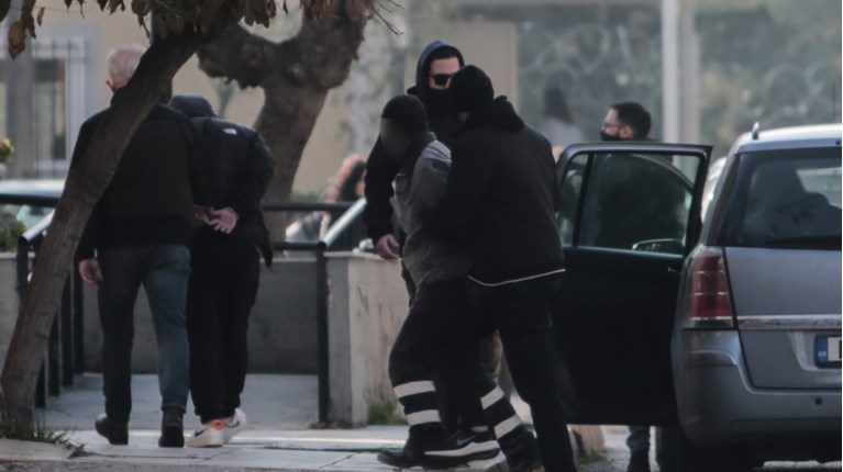 κολωνός