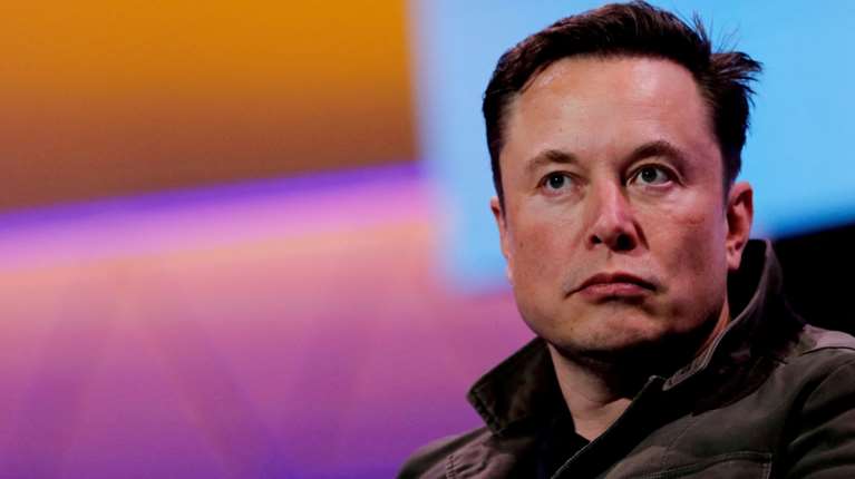 Ο Έλον Μασκ ξαναχτύπησε ...Παραμονή Πρωτοχρονιάς: Γιατί άλλαξε το όνομά του στο &quot;Χ&quot; σε &quot;Kekius Maximus&quot;