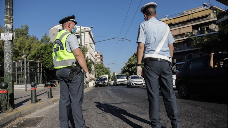 ελεγχος αστυνομιας μασκες