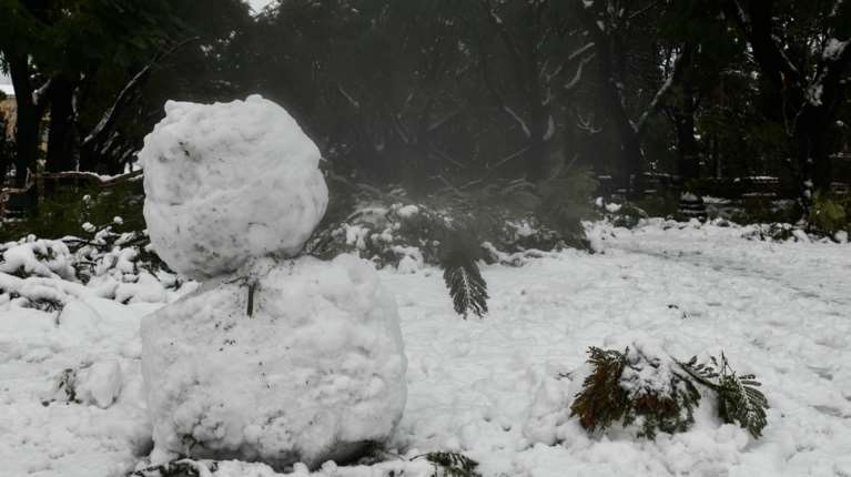 Έρχεται "πολική φωτοβολίδα", λέει ο Μαρουσάκης - Χιόνια ακόμη και στα βόρεια προάστια τη Δευτέρα