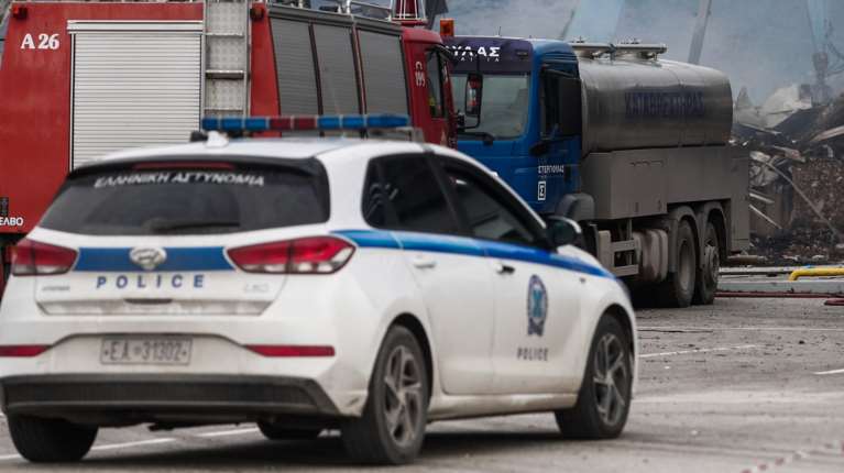 Η κυβέρνηση βλέπει "τυμβωρυχία" για τα εργατικά δυστυχήματα και διαψεύδει τους 201 νεκρούς - Τι δείχνουν τα στοιχεία