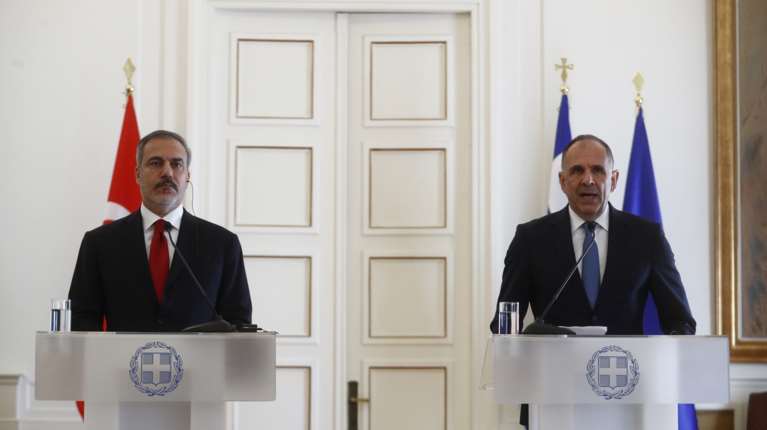 Στο Λουξεμβούργο ο Γιώργος Γεραπετρίτης - Συνάντηση με Φιντάν