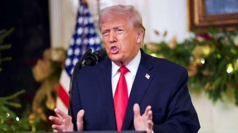 Τραμπ για Βρετανία: "Ηλιθιότητα" η συμφωνία για την επιστροφή της κυριαρχίας των Νησιών Τσάγκος στον Μαυρίκιο