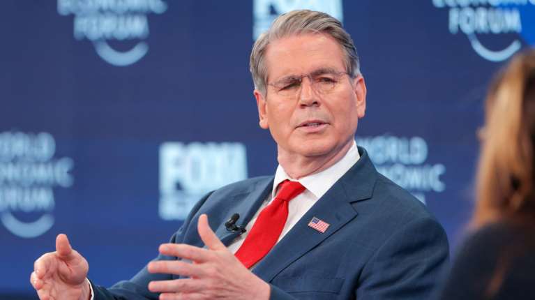 Ο υπουργός Οικονομικών των ΗΠΑ προειδοποιεί τις ευρωπαϊκές χώρες: Μην προβείτε σε αντίποινα για τη Γροιλανδία