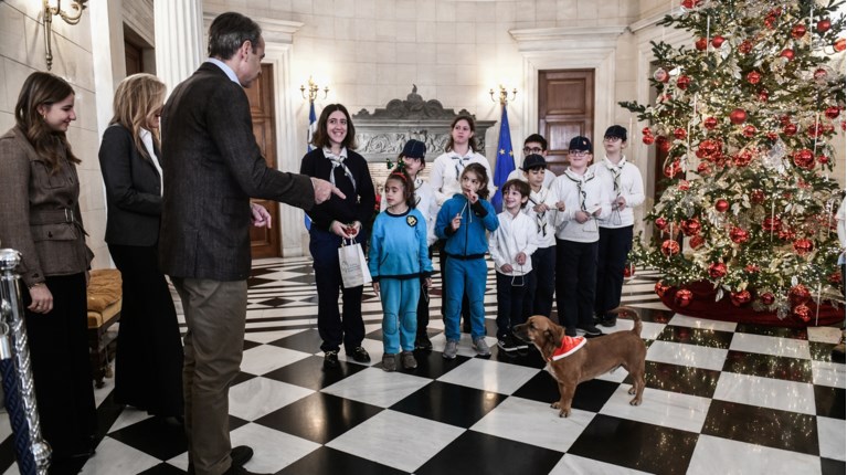 μητσοτακης πινατ