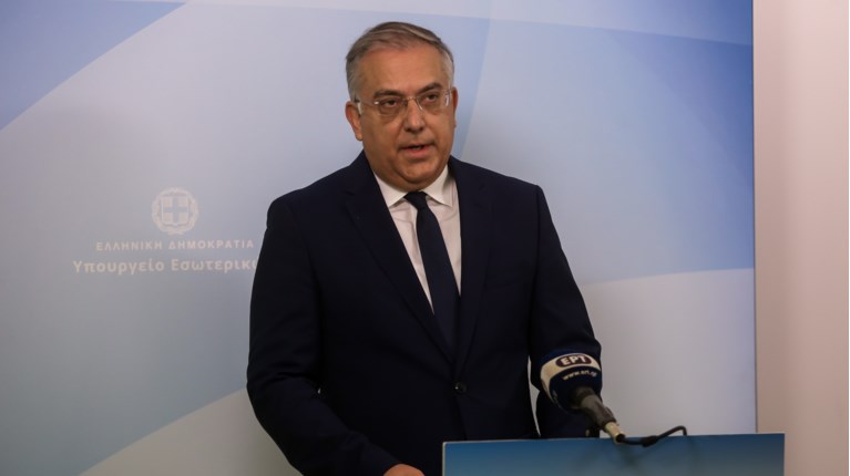 Τάκης Θεοδωρικάκος