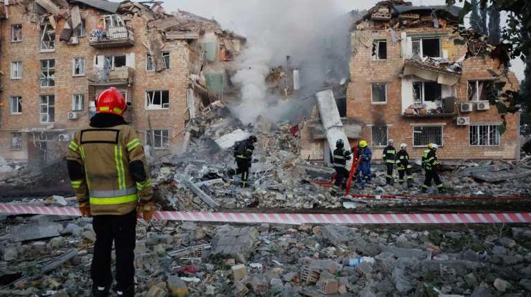 Politico: Η ΕΕ &quot;ξεπαγώνει&quot; ρωσικά κεφάλαια για δάνειο 165 δισ. ευρώ προς την Ουκρανία