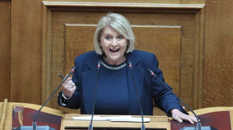 Τέμπη: Οργή στην Κουμουνδούρου μετά τη δήλωση Βούλτεψη: "Από τον ΣΥΡΙΖΑ πέθαναν τα παιδιά, που πουλήσατε την ΤΡΑΙΝΟΣΕ"