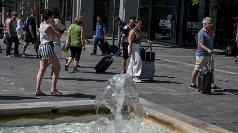 τουριστες