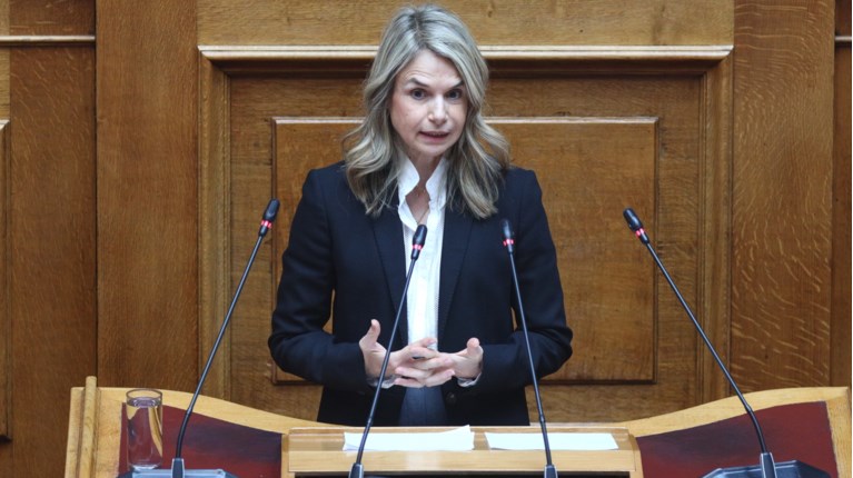 ΜΙΛΕΝΑ ΑΠΟΣΤΟΛΑΚΗ