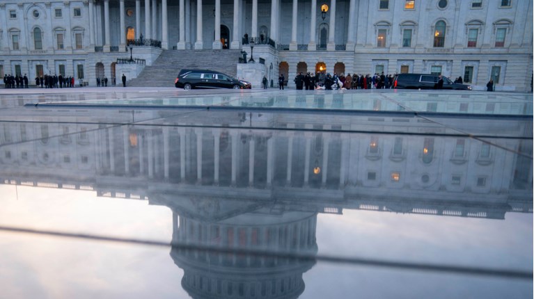 ΗΠΑ Καπιτώλιο ανάποδα