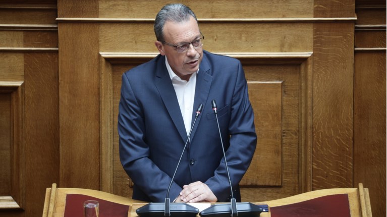 ΦΑΜΕΛΛΟΣ ΒΟΥΛΗ