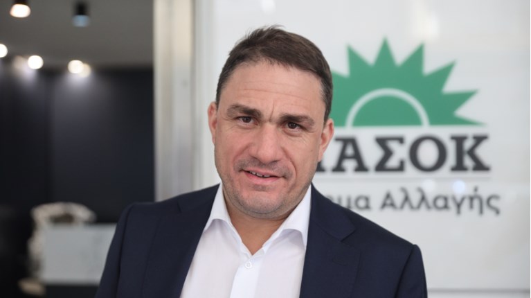 ΚΩΣΤΑΣ ΤΣΟΥΚΑΛΑΣ