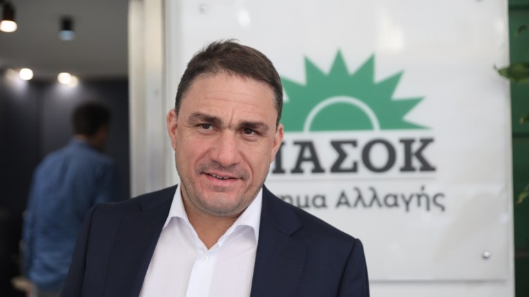 ΚΩΣΤΑΣ ΤΣΟΥΚΑΛΑΣ