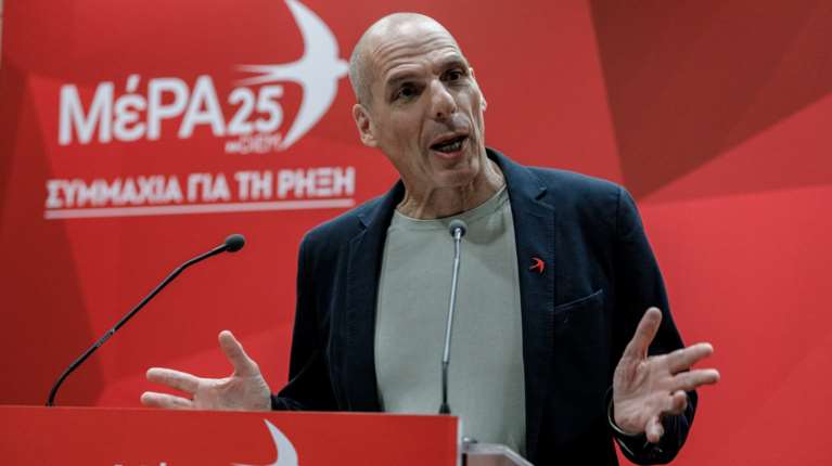 Γιάνης Βαρουφάκης: Προκαταρκτική εξέταση την Τετάρτη 21/1 για τις δηλώσεις για τα ναρκωτικά -  "Δεκάχρονη δολοφονία χαρακτήρα"