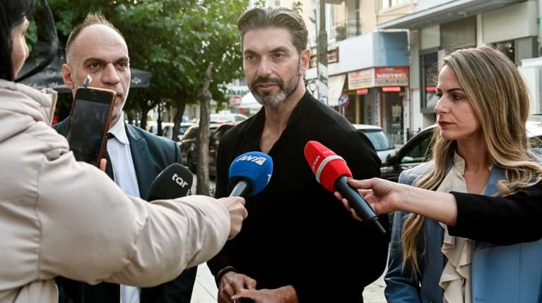 Μαρτίκας: &quot;Αν μιλήσω θα έχω πρόβλημα ακόμη και με τη ζωή μου&quot; - Τι κατέθετε επί 6 ώρες στον ανακριτή [βίντεο]