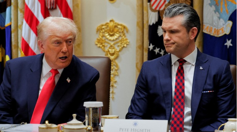 τραμπ χεγκσεθ