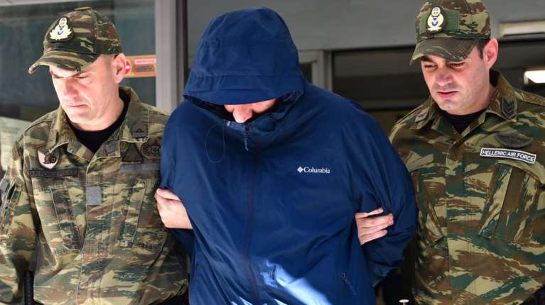 Απολογείται ο σμήναρχος που κατασκόπευε υπέρ της Κίνας – Το "δεμένο" κατηγορητήριο, ο Στίβεν και η μυστηριώδης γυναίκα