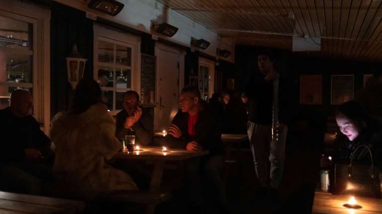 Μυστήριο μπλακάουτ βυθίζει στο σκοτάδι την πρωτεύουσα της Γροιλανδίας - Χωρίς ρεύμα το Νούουκ