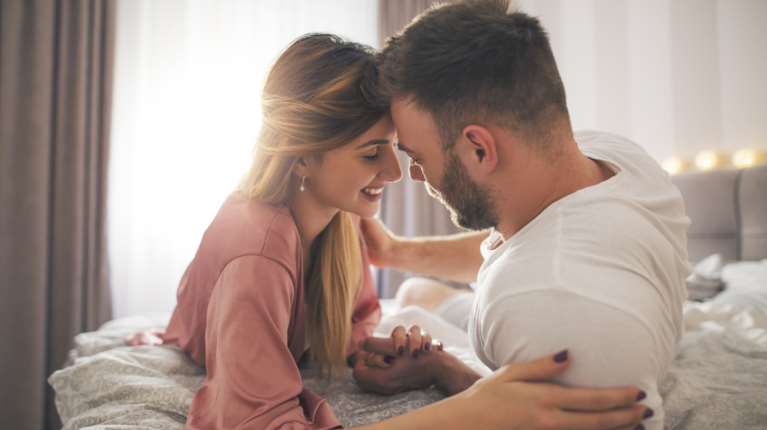 Το 2026 φέρνει ξεκαθαρίσματα... στον έρωτα – Τι δείχνουν τα άστρα για κάθε ζώδιο