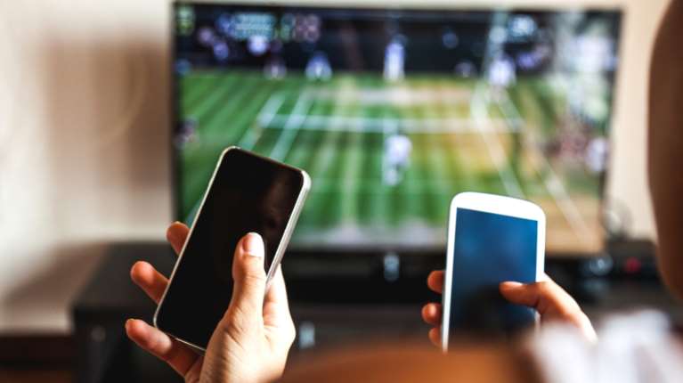 Φυλακή και πρόστιμα έως 10.000 ευρώ για πειρατές τηλεοπτικού περιεχομένου