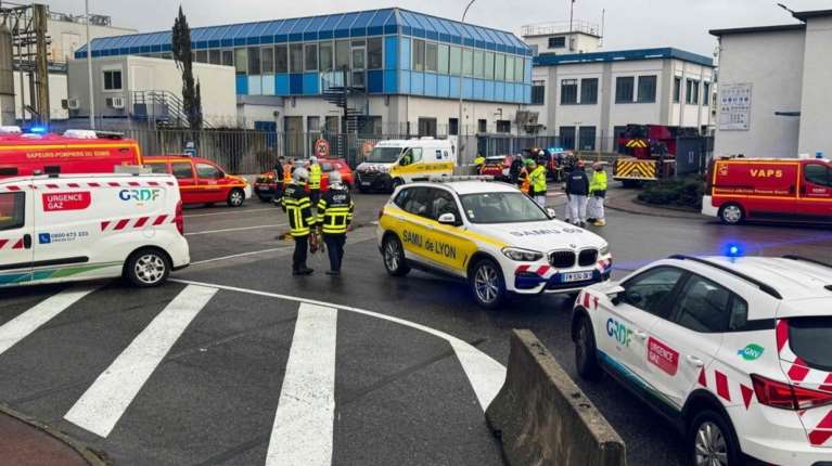 Γαλλία: Τρεις σοβαρά τραυματίες από έκρηξη σε εργοστάσιο χημικών στη Λιόν