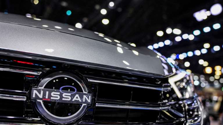 Η Nissan εξετάζει το κλείσιμο εργοστασίων στην Ιαπωνία και στο εξωτερικό