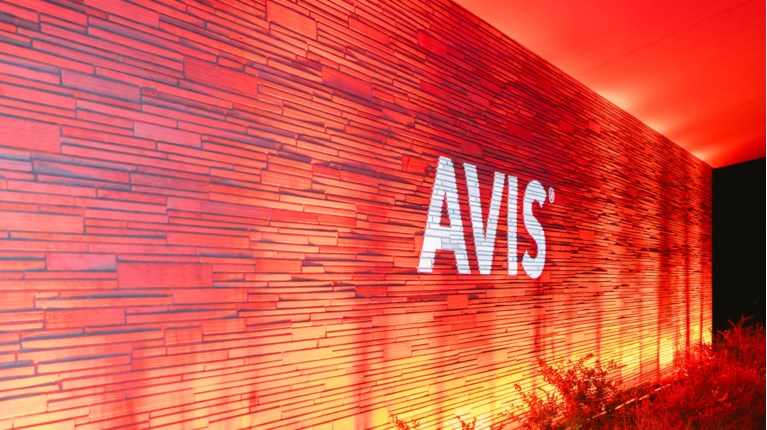 Avis
