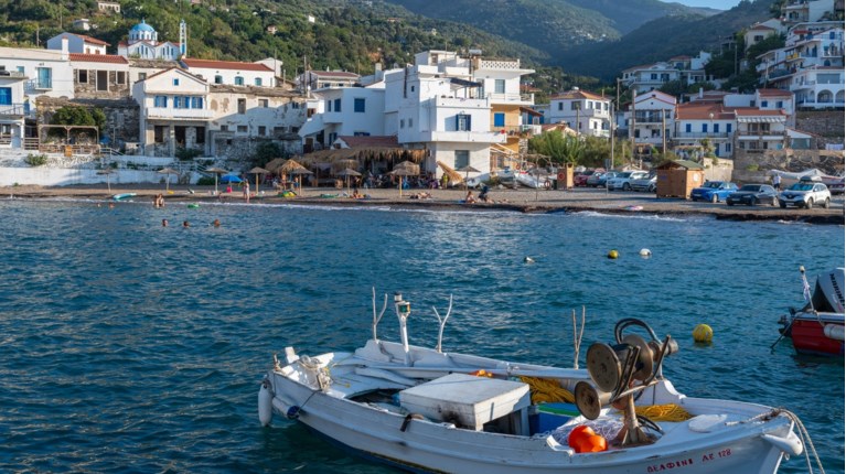 ικαρια