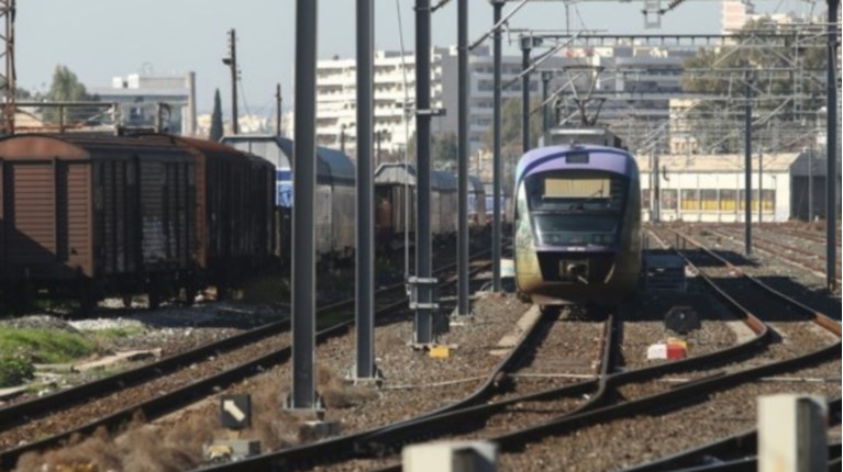 προαστιακος