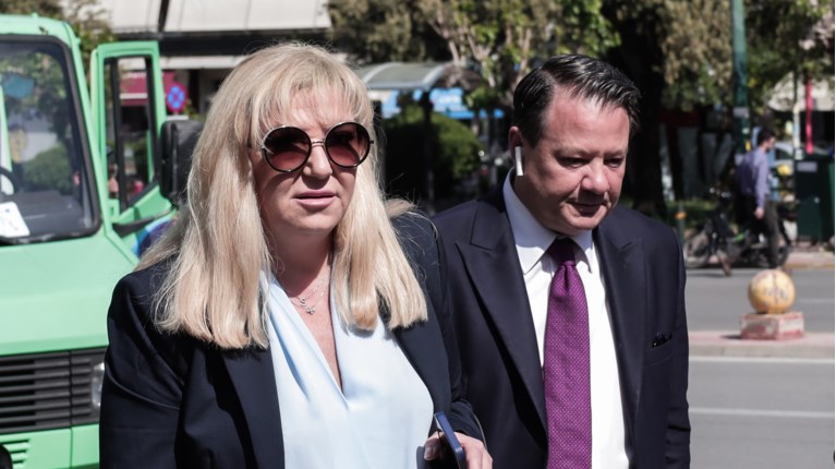 χήρα Γιώργου Καραϊβάζ