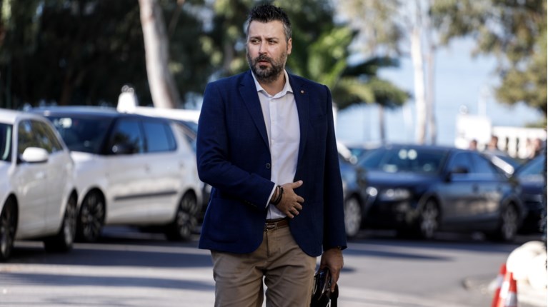 Γιάννης Καλλιάνος