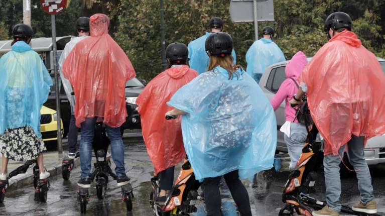 Κολυδάς: &quot;Δεν &quot;χειμωνιάζει&quot; ακόμη, έρχονται όμως μεγάλα ύψη βροχής&quot; - Οι περιοχές που είναι στο επίκεντρο