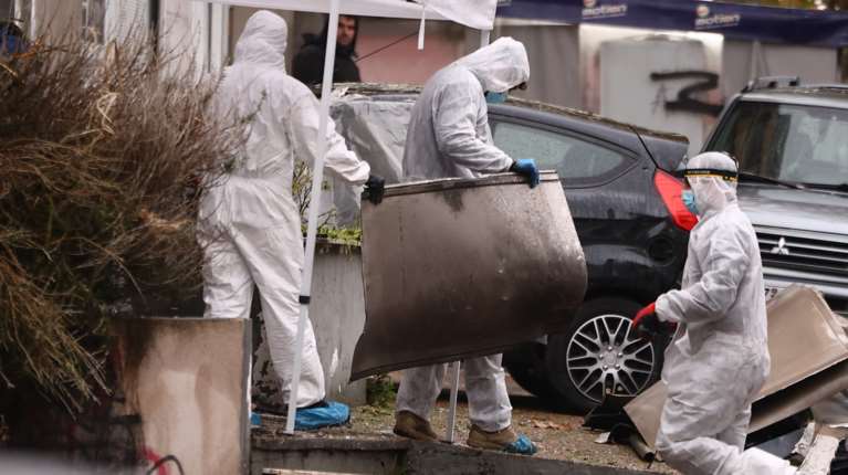 Εύοσμος: "Επαγγελματικό χτύπημα" βλέπουν οι Αρχές πίσω από την έκρηξη - Ο λόγος που αναλαμβάνει το ελληνικό FBI